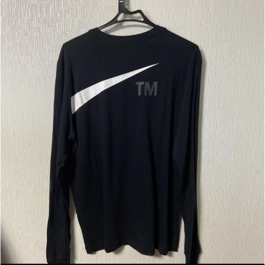 NIKE(ナイキ)のナイキ 2XLサイズ ビッグ スウッシュ ロンT DX2119 黒 ブラック メンズのトップス(Tシャツ/カットソー(七分/長袖))の商品写真