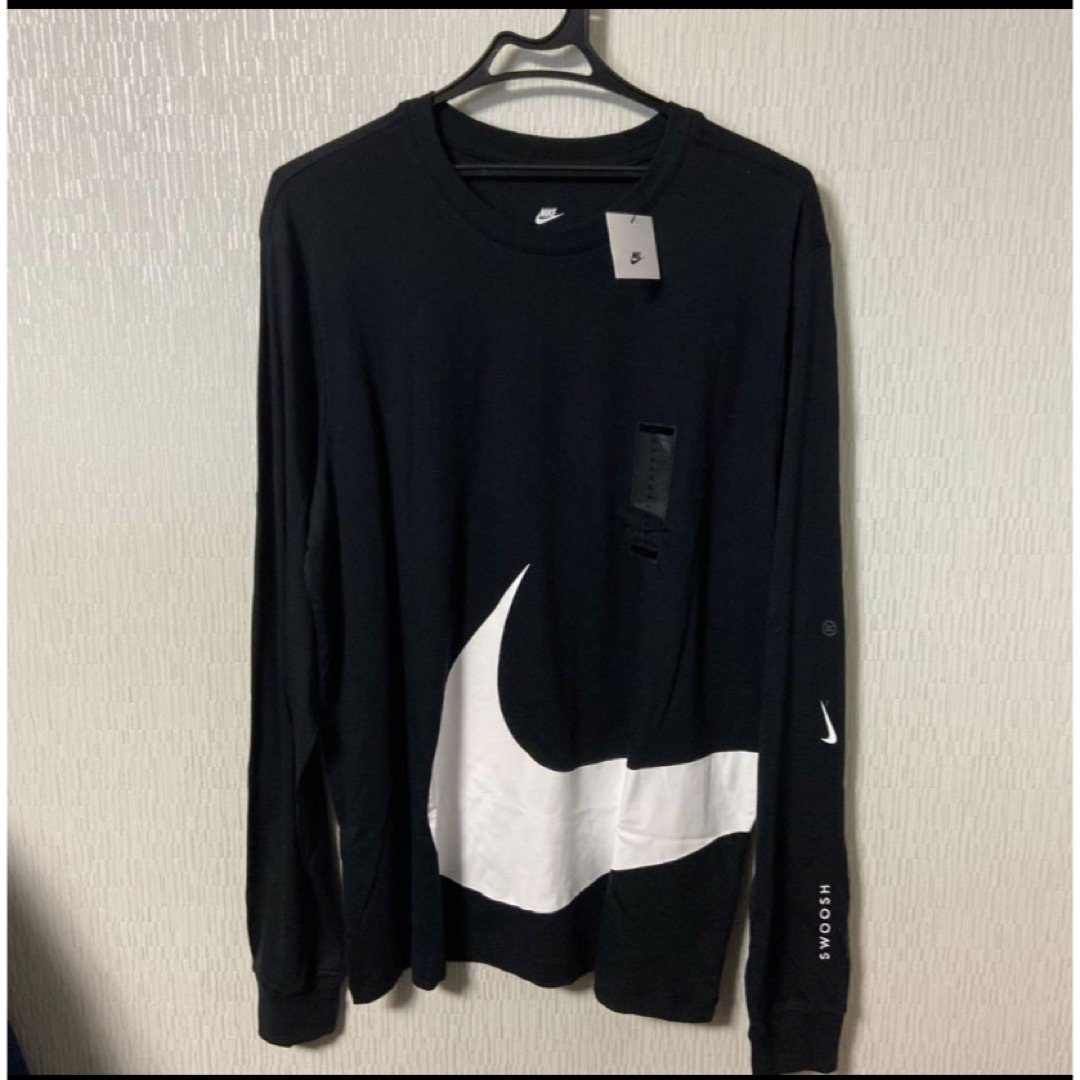 NIKE(ナイキ)のナイキ 2XLサイズ ビッグ スウッシュ ロンT DX2119 黒 ブラック メンズのトップス(Tシャツ/カットソー(七分/長袖))の商品写真