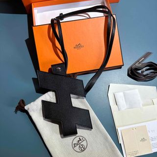 エルメス(Hermes)の【新品未使用】HERMES　エルメス　Hタグフォンケース　スマホショルダーバック(ショルダーバッグ)