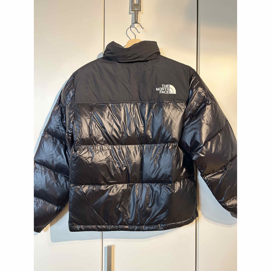 THE NORTH FACE(ザノースフェイス)の新品★正規品　THE NORTH FACE NUPTSE ヌプシ ダウン　黒　M メンズのジャケット/アウター(ダウンジャケット)の商品写真