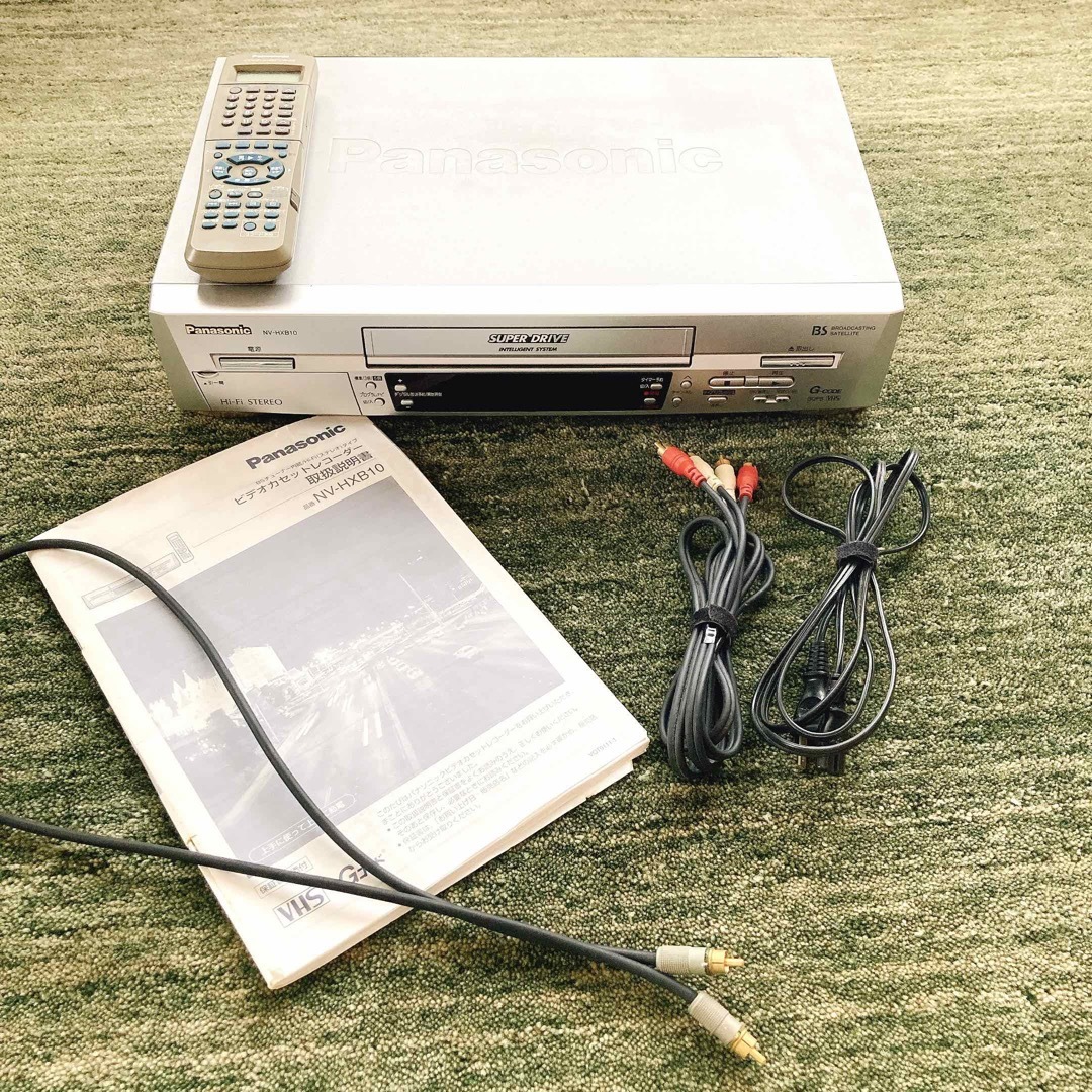 Panasonic(パナソニック)のVHSデッキ　NV-HXB10  Panasonic ビデオデッキ　完動品 スマホ/家電/カメラのテレビ/映像機器(その他)の商品写真