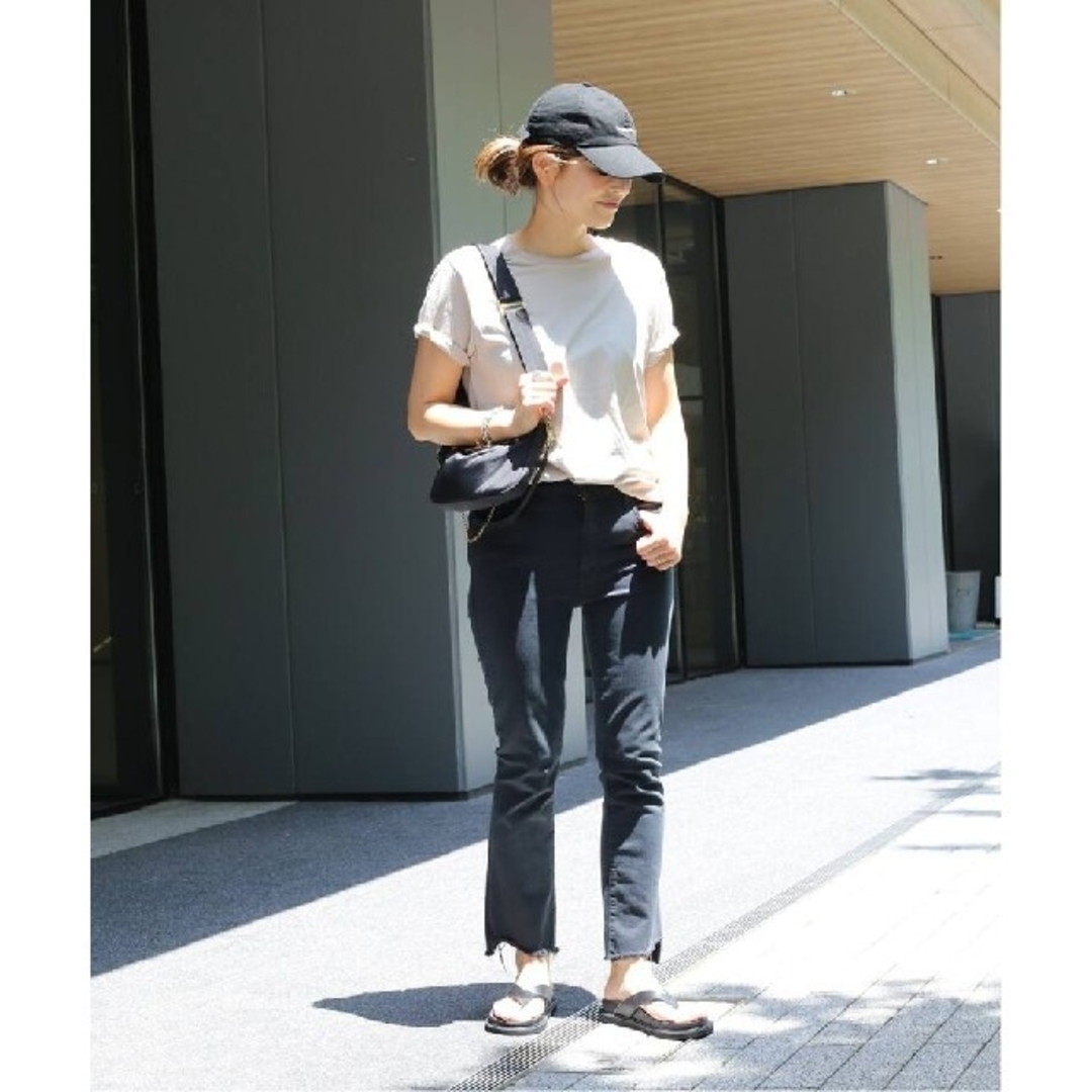 新品【MOTHER/マザー】BLACK INSIDER CROP 28 - デニム/ジーンズ