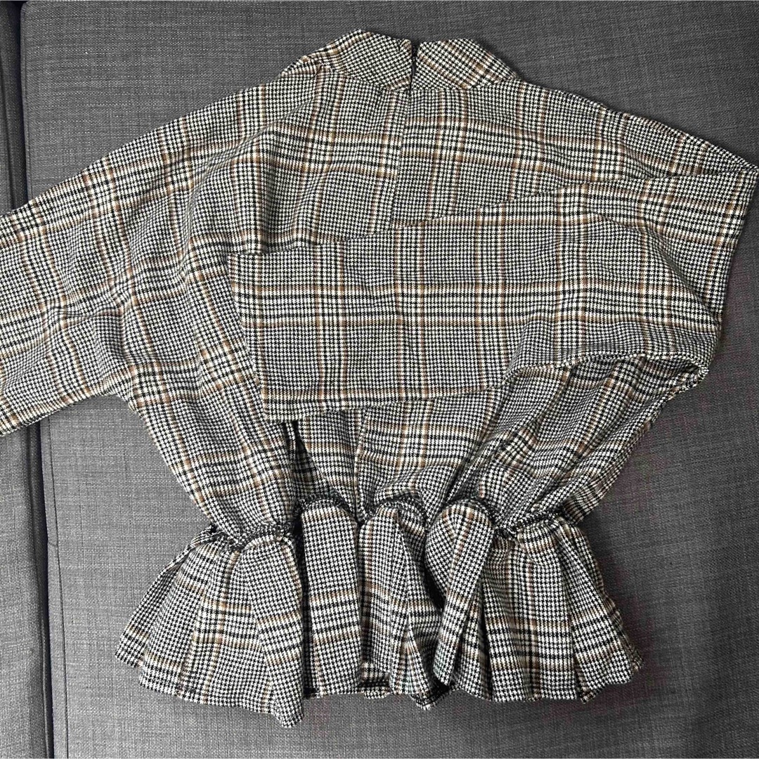 ANAP(アナップ)のグレンチェック裾フリルトップス レディースのトップス(シャツ/ブラウス(長袖/七分))の商品写真