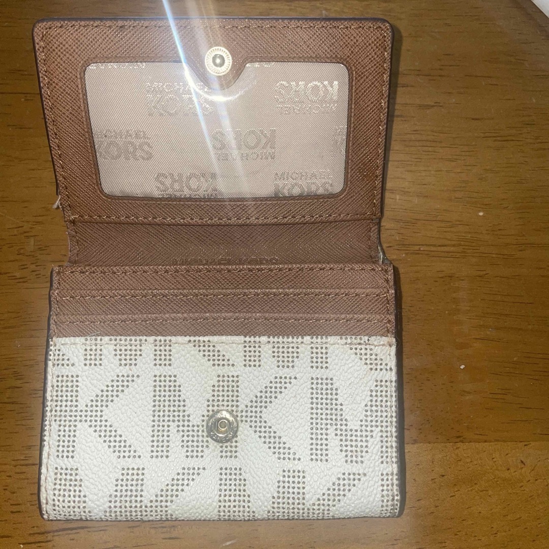 Michael Kors(マイケルコース)のMACH kORSマイケルコース財布 レディースのファッション小物(財布)の商品写真