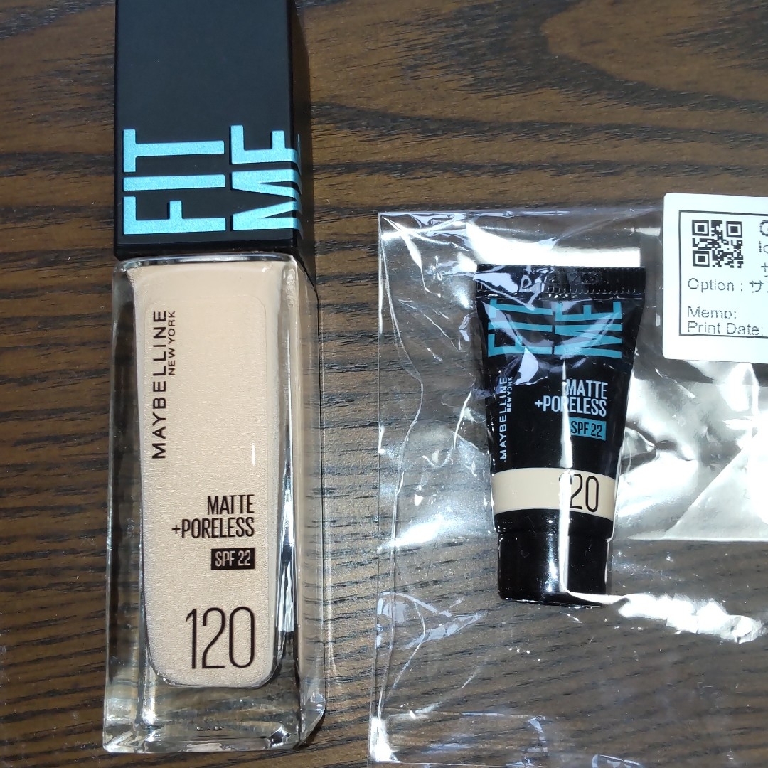 MAYBELLINE(メイベリン)のMAYBELLINE ファンデーション 新品 サンプル付き コスメ/美容のベースメイク/化粧品(ファンデーション)の商品写真