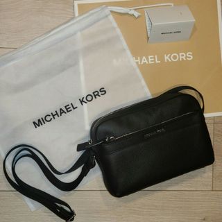 マイケルコース(Michael Kors)の【ちょきん様専用】マイケル・コース　ショルダーバッグ　メンズ　ブラック(ショルダーバッグ)