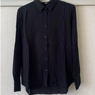 ユニクロ(UNIQLO)のUNIQLO ユニクロ ボタン 襟付き 長袖 シャツ(シャツ/ブラウス(長袖/七分))