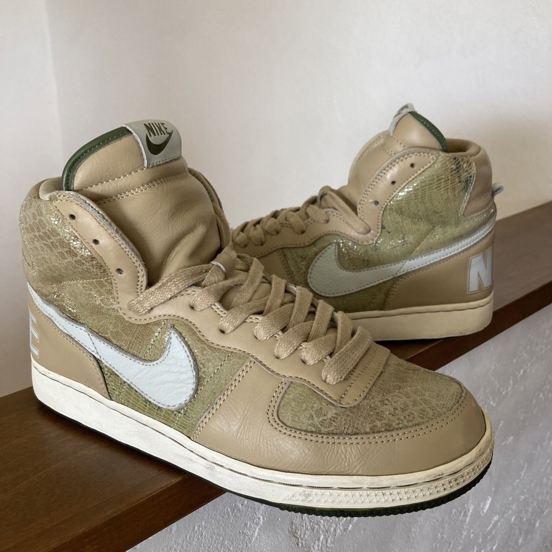 NIKE WMNS TERMINATOR HI PREMIUM グリーンスネーク