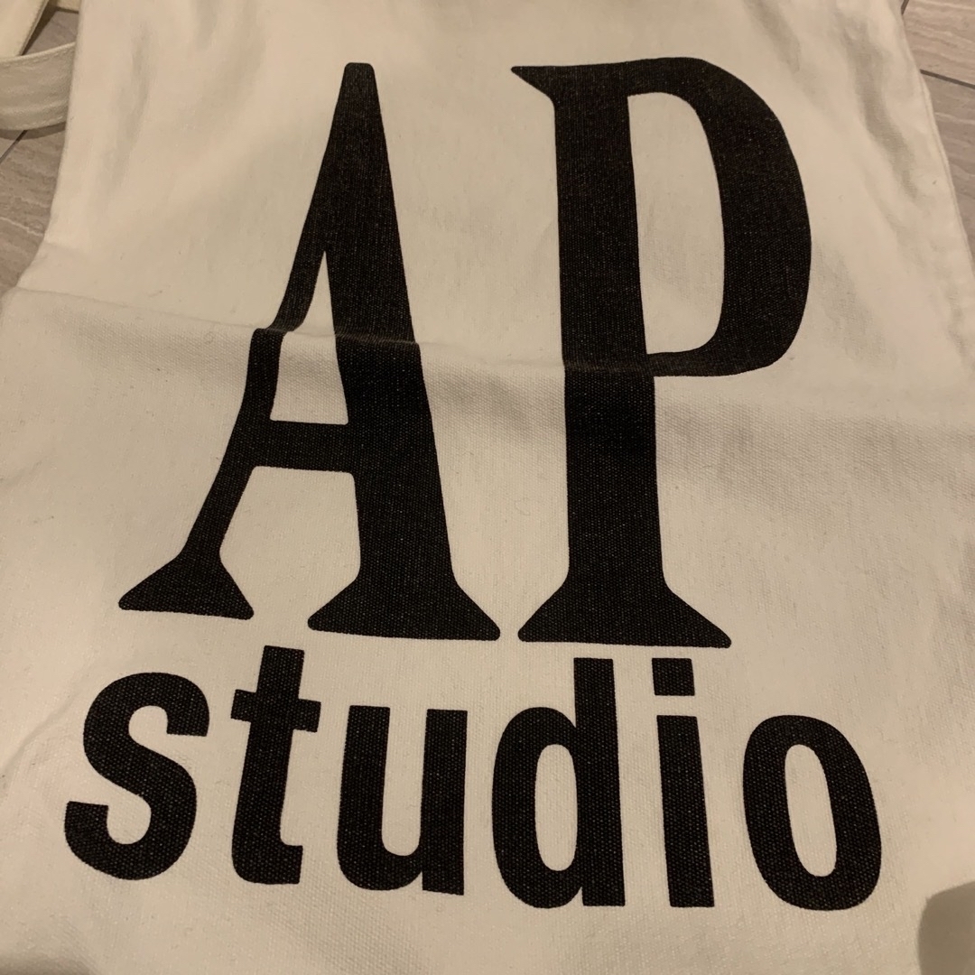 アパルトモン　AP studio 大阪ルクア限定ノベルティ