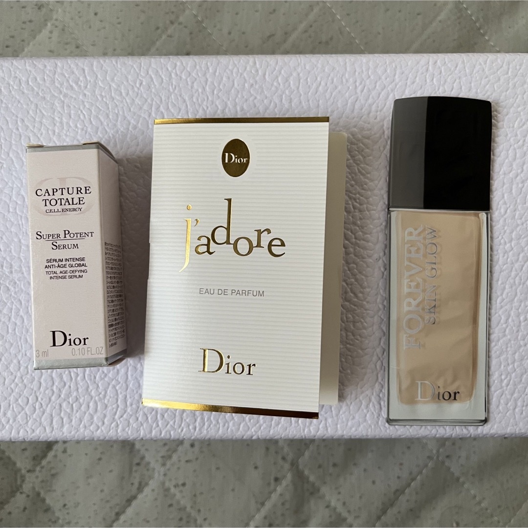 Dior(ディオール)のDIOR 試供品 コスメ/美容のキット/セット(サンプル/トライアルキット)の商品写真