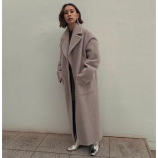 ameri  BLANKET LIKE FAKE MOUTON COAT