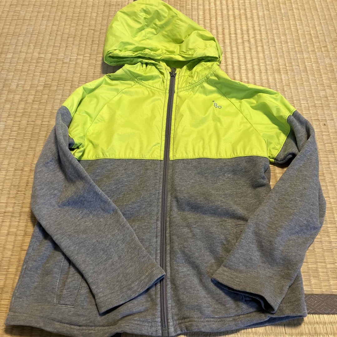 GAP Kids(ギャップキッズ)のGAP kids アウター　130 キッズ/ベビー/マタニティのキッズ服男の子用(90cm~)(ジャケット/上着)の商品写真