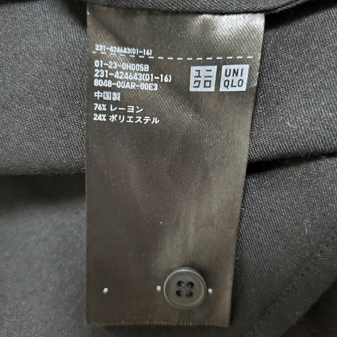 UNIQLO(ユニクロ)のユニクロ　七分カッターシャツ　ブラックSサイズ レディースのトップス(シャツ/ブラウス(長袖/七分))の商品写真