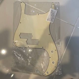 【YJB PARTS】 PB60's プレシジョンベース用ピックガード(エレキベース)