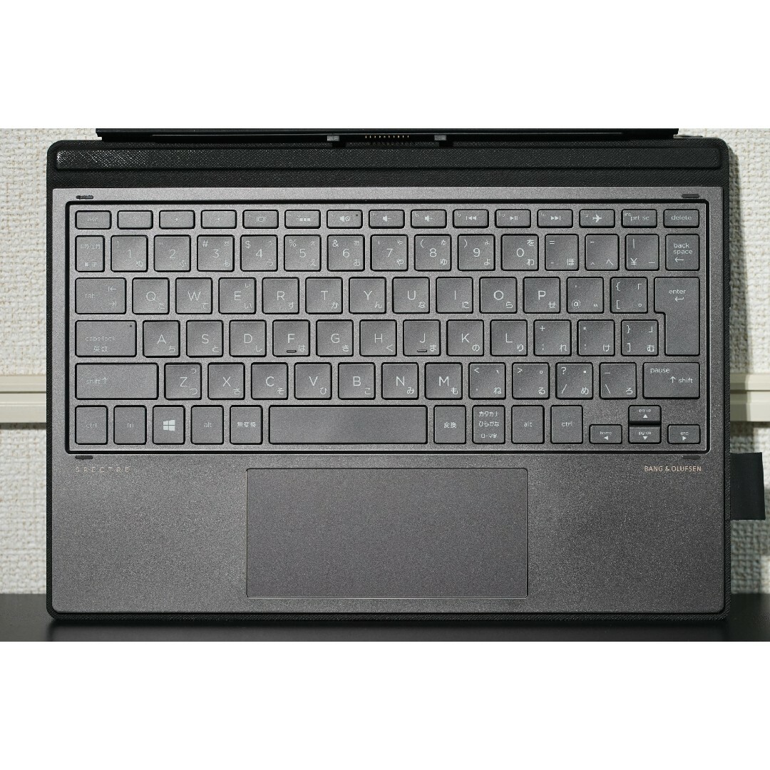 HP】Spectre x2 12-c001TU i5/8GB/512GB-