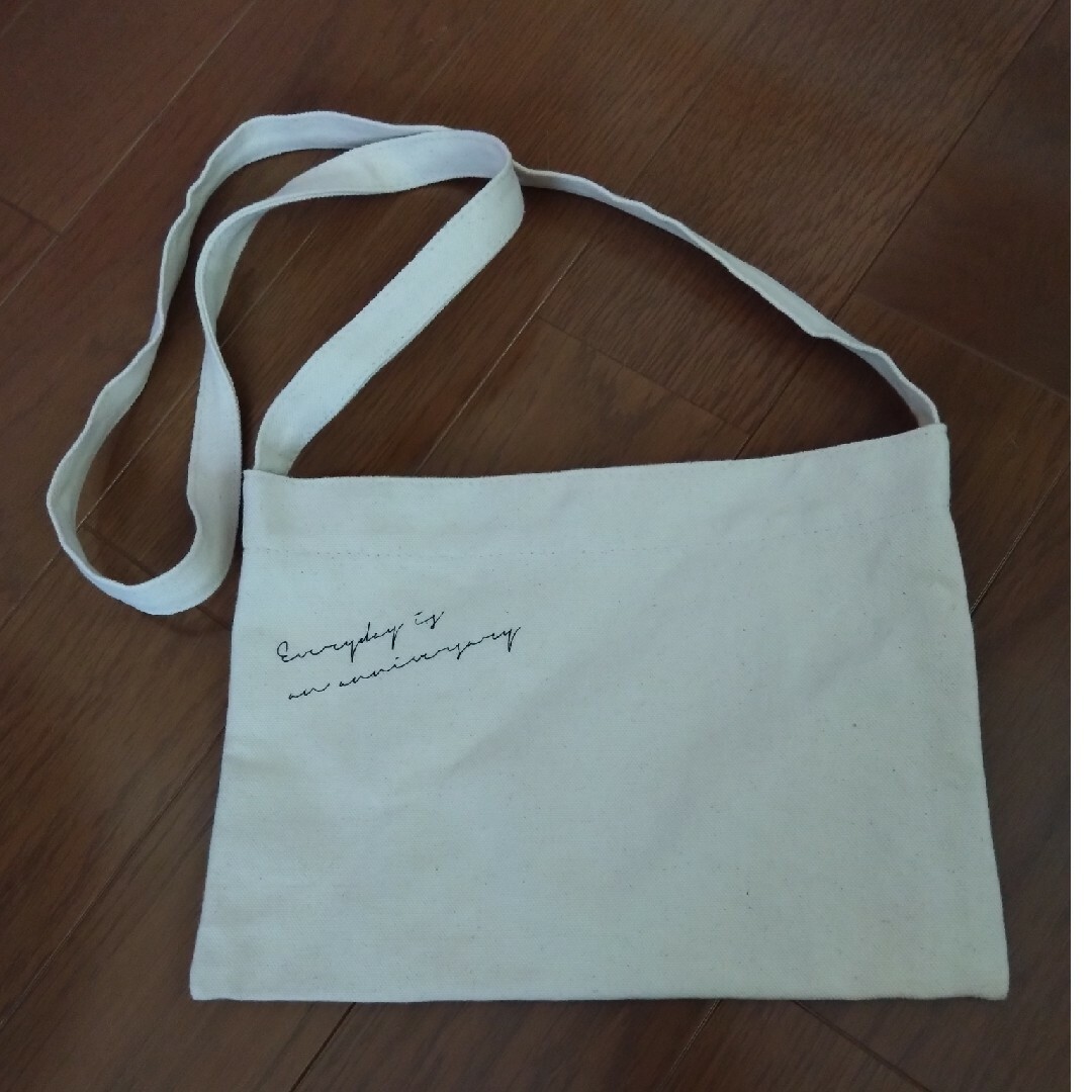 ☆ranruby様　専用☆kokoni plus　サコッシュバッグ レディースのバッグ(ショルダーバッグ)の商品写真