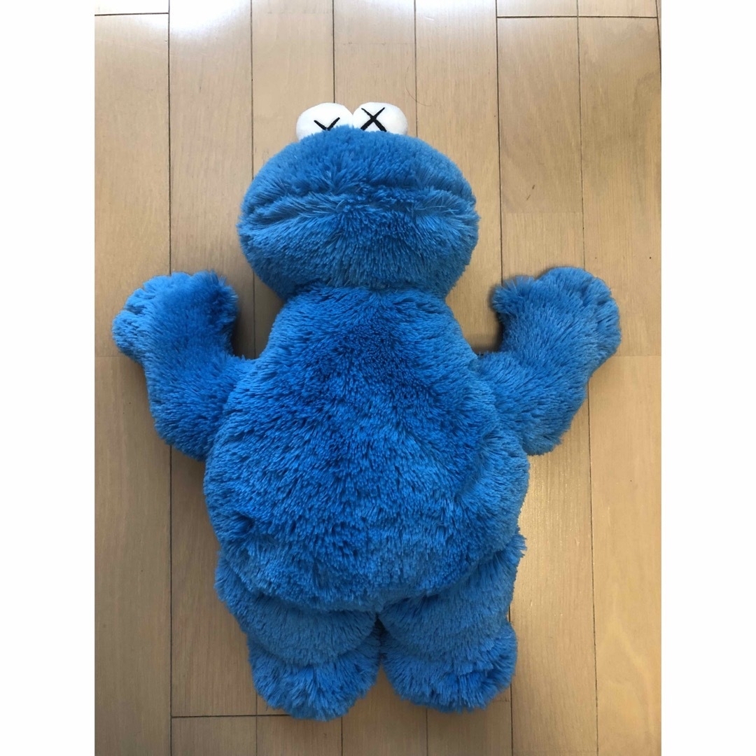 ユニクロ　KAWS セサミストリート　ぬいぐるみ　セット