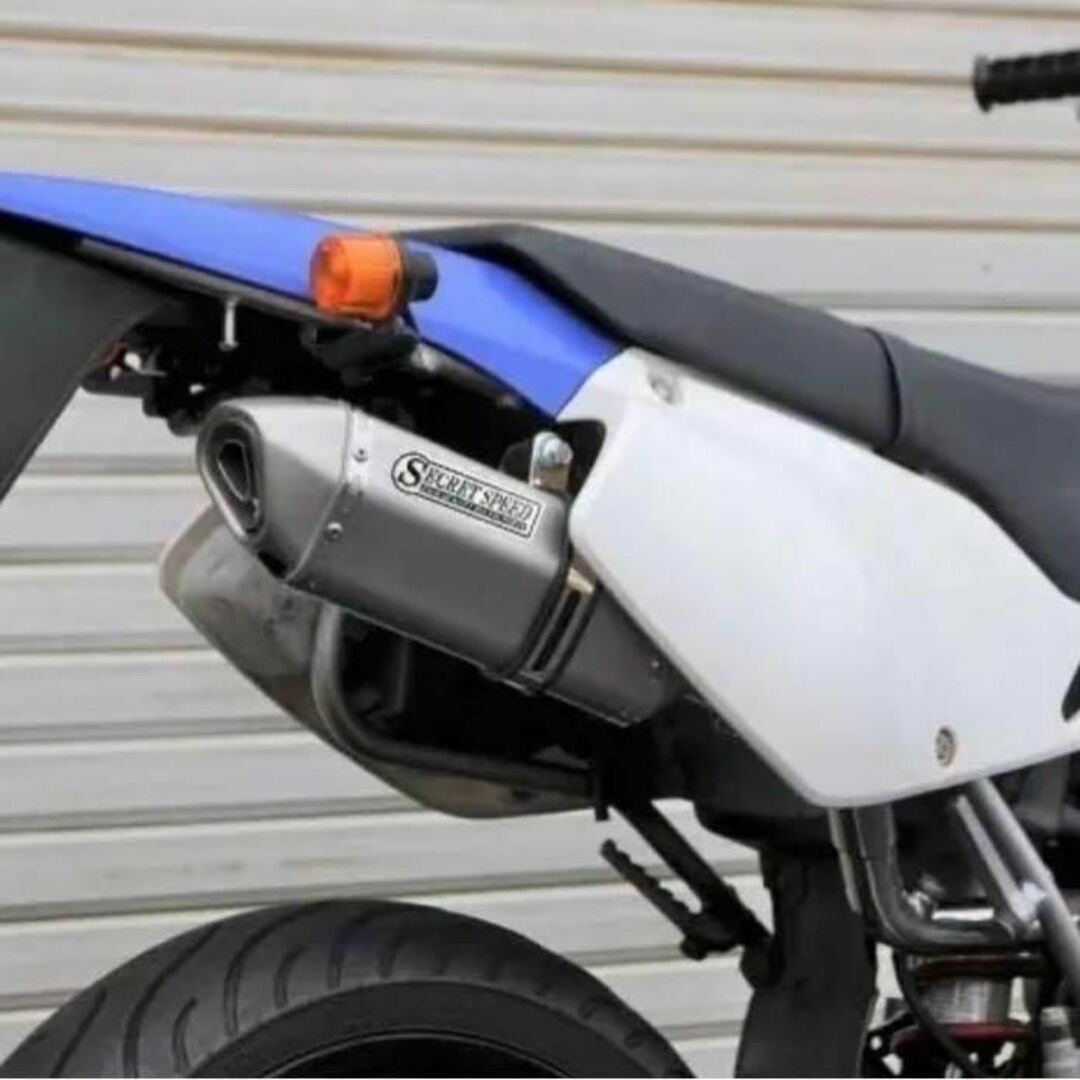 SECRET SPEED Dトラッカー スリップオンマフラー ソリッド-