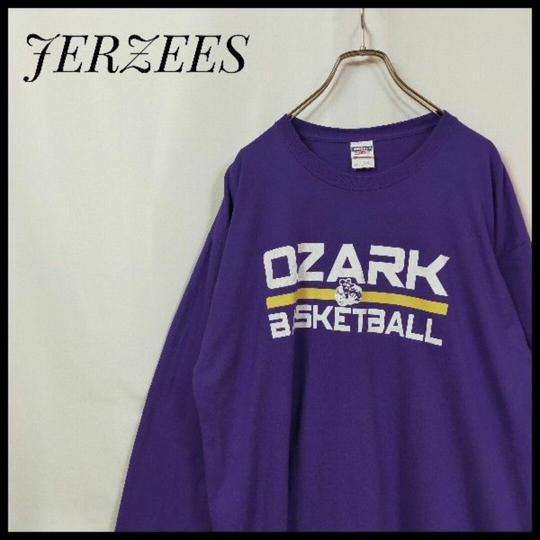 JERZEES(ジャージーズ)のジャージーズ　長袖Ｔシャツ　バスケ　チームロゴ　デカロゴ　バックロゴ　ゆるだぼ メンズのトップス(Tシャツ/カットソー(七分/長袖))の商品写真