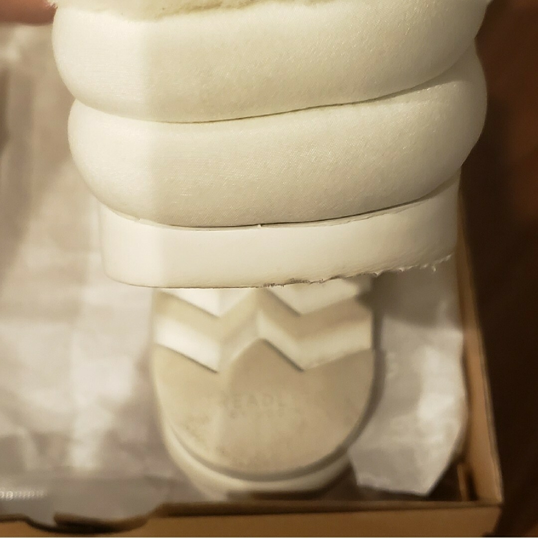 uggアグ　UGG　マキシスライドロゴサンダル　正規品　23cm　定価18700円❗