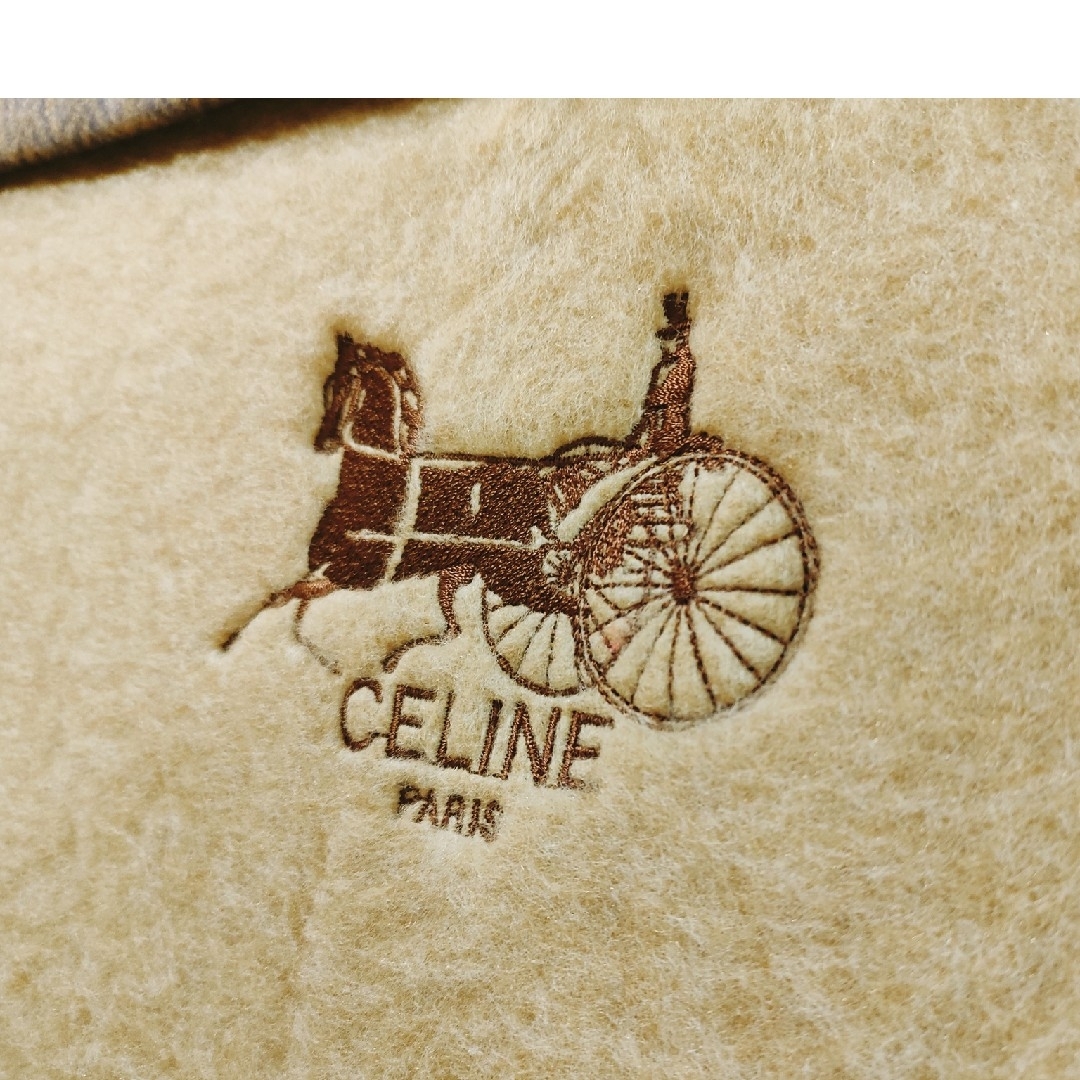 新品　CELINE　パフタッチ　アクリル　毛布