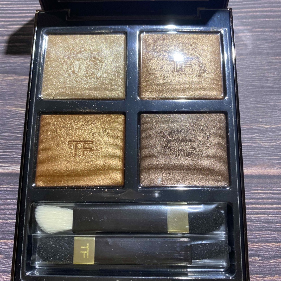 TOM FORD BEAUTY(トムフォードビューティ)のトムフォード　アイシャドウ　04A コスメ/美容のベースメイク/化粧品(アイシャドウ)の商品写真