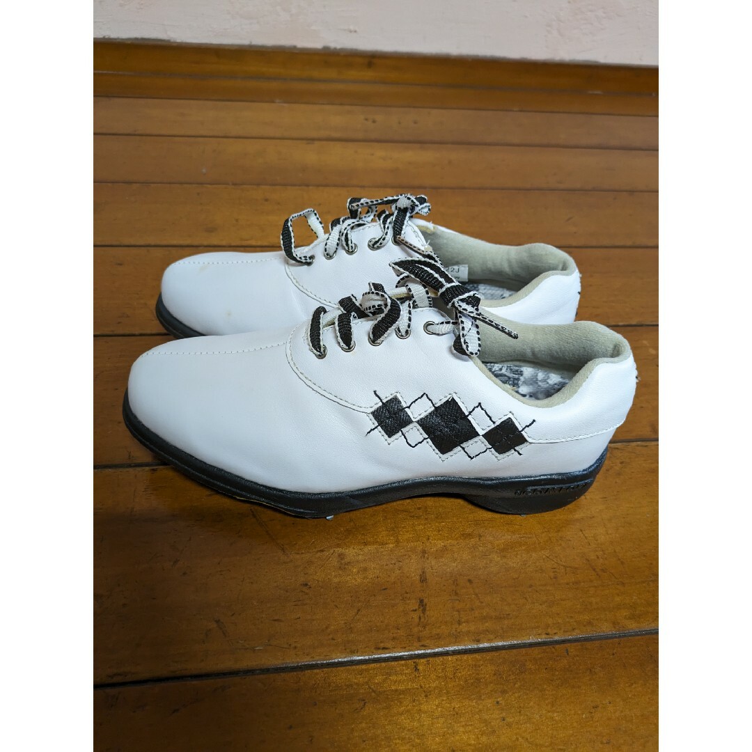 FootJoy(フットジョイ)のfootjoyフットジョイゴルフシューズ★シミあり★ スポーツ/アウトドアのゴルフ(シューズ)の商品写真