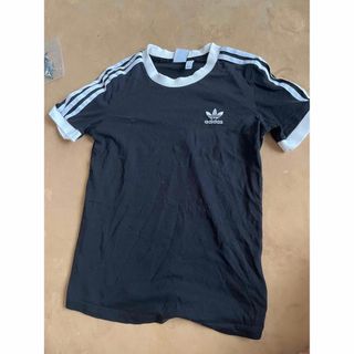 アディダス(adidas)のadidastシャツ(Tシャツ/カットソー(半袖/袖なし))