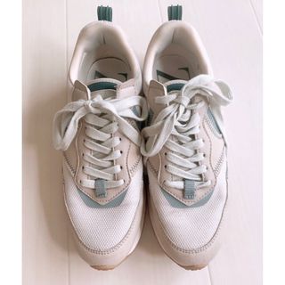 ザラ(ZARA)のZARA 美品スニーカー(スニーカー)