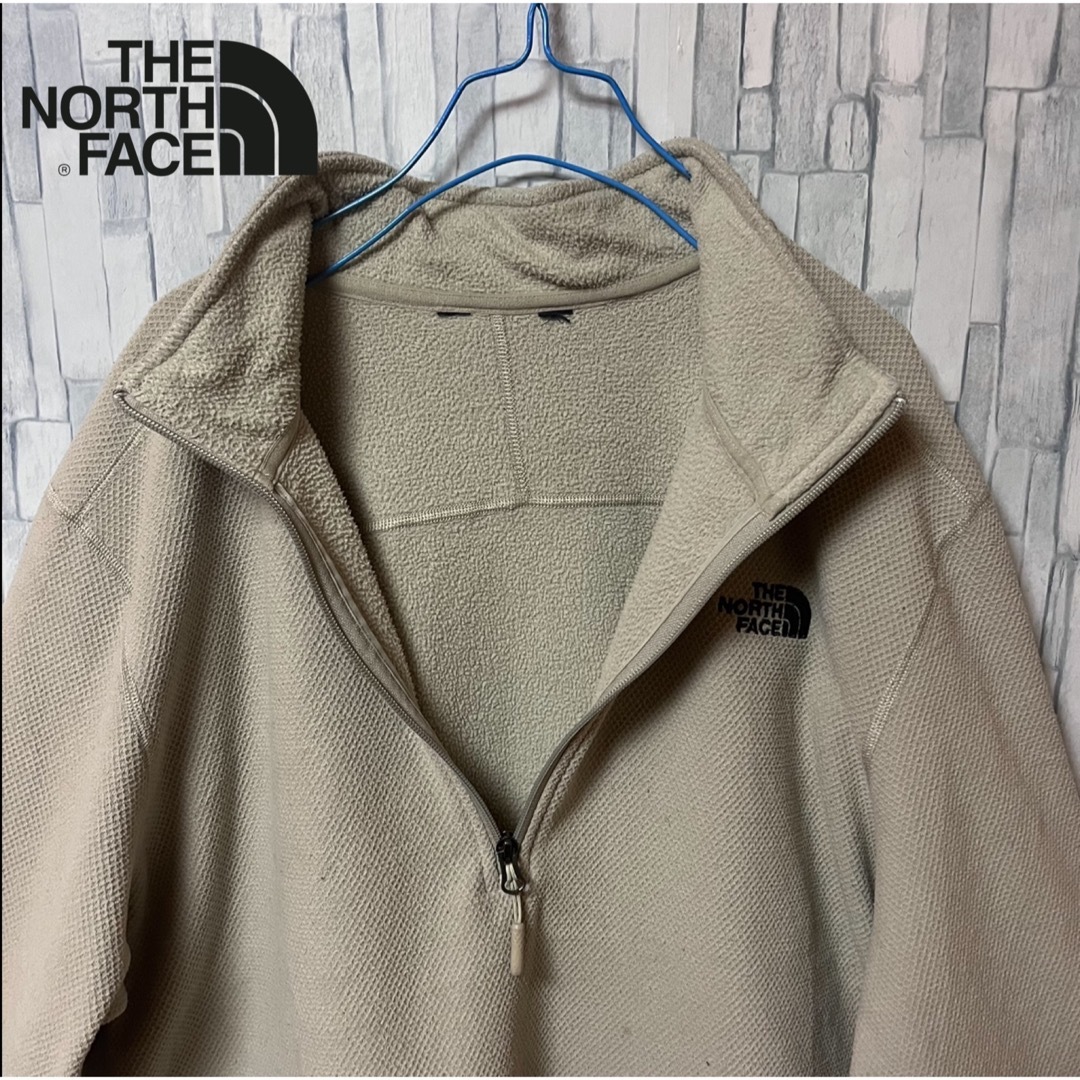 THE NORTH FACE(ザノースフェイス)のノースフェイス フリース ハーフジップ ベージュ×ブラック  刺繍ロゴ  メンズのジャケット/アウター(ブルゾン)の商品写真