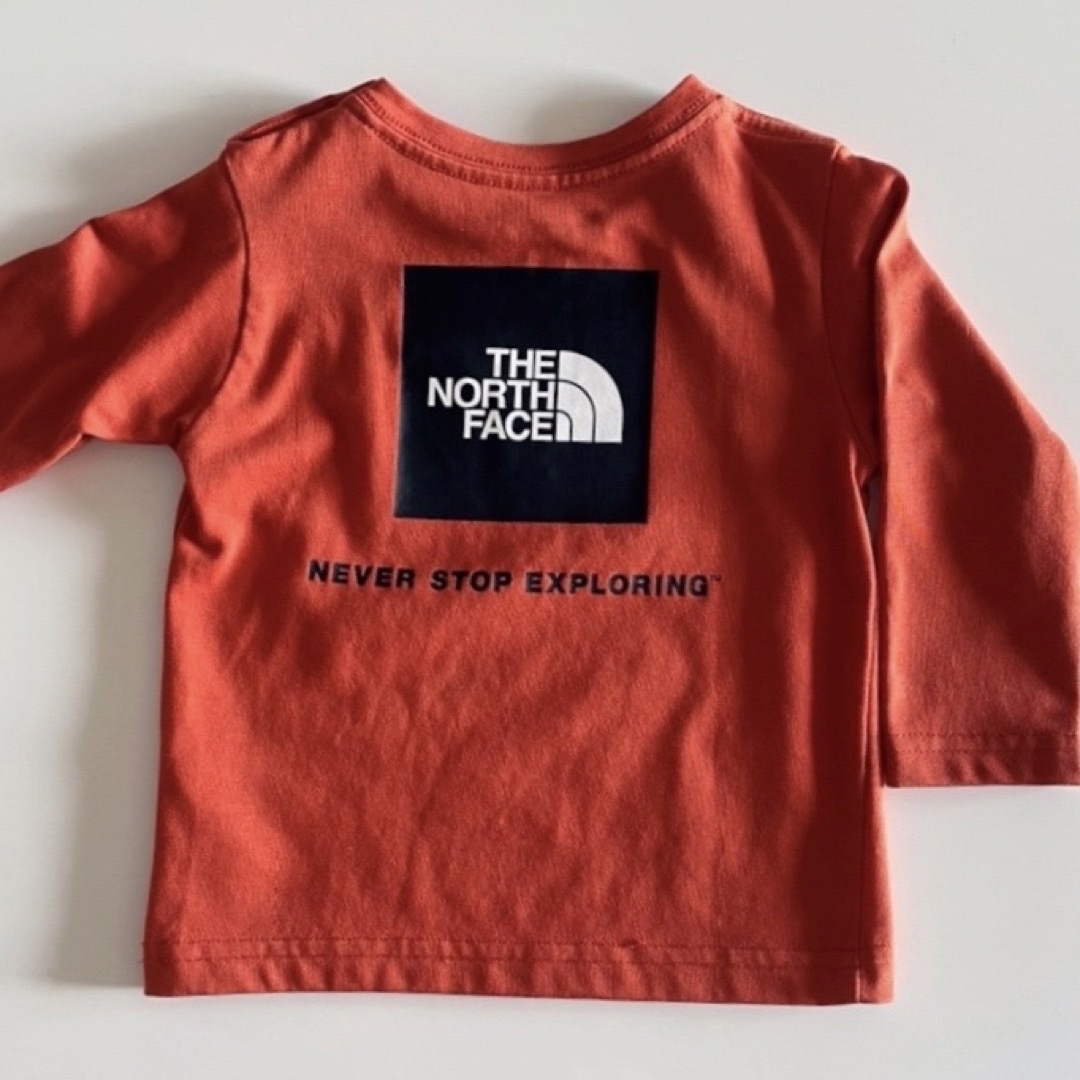 THE NORTH FACE(ザノースフェイス)のノースフェイス　バックスクエアロゴティー　長袖　Tシャツ　80 キッズ/ベビー/マタニティのベビー服(~85cm)(Ｔシャツ)の商品写真