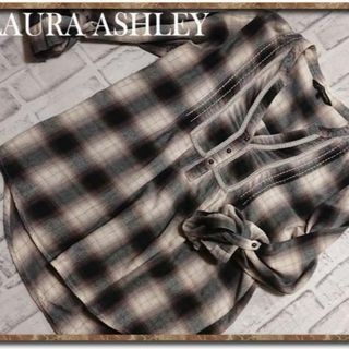 ローラアシュレイ(LAURA ASHLEY)のローラアシュレイ　チェックプルオーバーシャツ　茶系☆やや難(シャツ/ブラウス(長袖/七分))