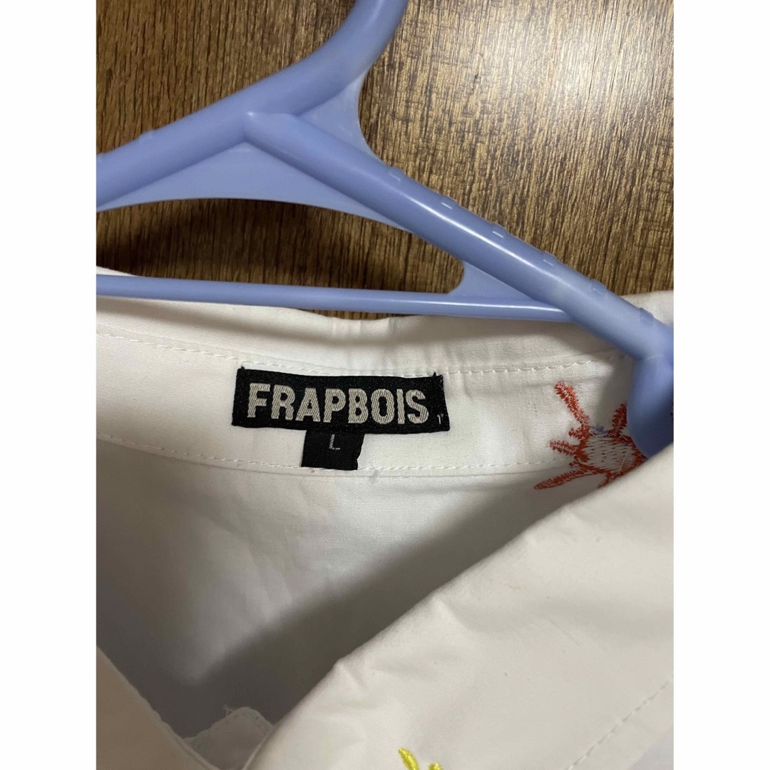 FRAPBOIS(フラボア)のフラボア 白シャツ レディースのトップス(Tシャツ(長袖/七分))の商品写真