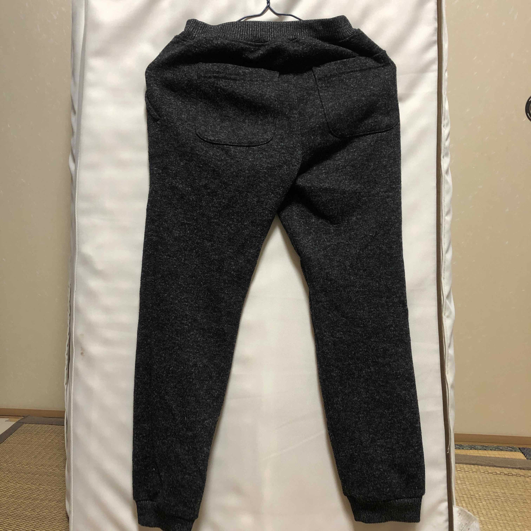 GU(ジーユー)のGU ズボン　140cm 裏起毛 キッズ/ベビー/マタニティのキッズ服男の子用(90cm~)(パンツ/スパッツ)の商品写真