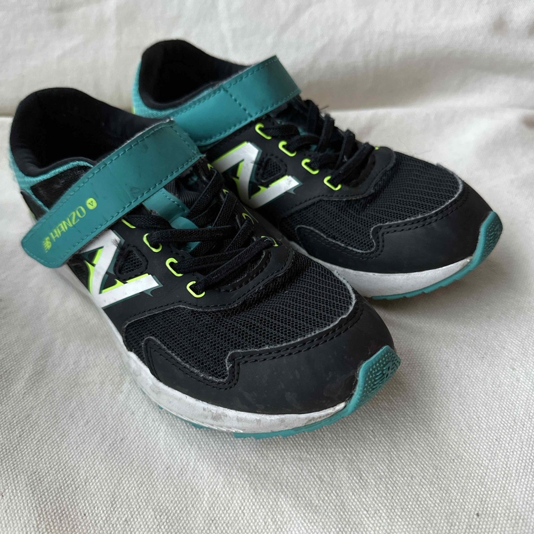 New Balance(ニューバランス)のHANZO 20.0cm ニューバランス キッズ/ベビー/マタニティのキッズ靴/シューズ(15cm~)(スニーカー)の商品写真