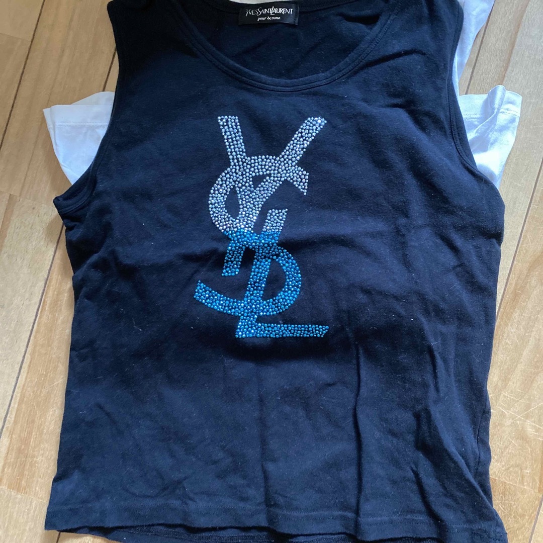 Yves Saint Laurent(イヴサンローラン)のイブサンローラン・🎽 レディースのトップス(Tシャツ(半袖/袖なし))の商品写真