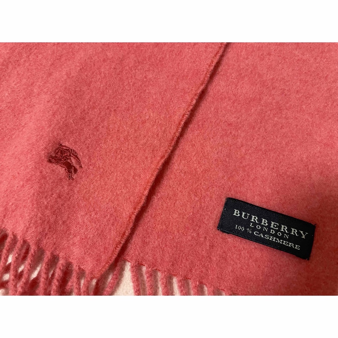 BURBERRY(バーバリー)の10月29日までの出品　バーバリー　カシミヤマフラー レディースのファッション小物(マフラー/ショール)の商品写真