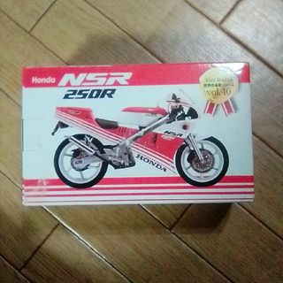 ホンダ(ホンダ)の【未開封】バイクの置き物　Honda　NSR250R(模型/プラモデル)