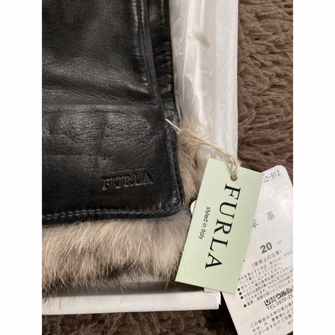 Furla - 【未使用】イタリア製FURLA☆ラム革のファー付き手袋の通販 by