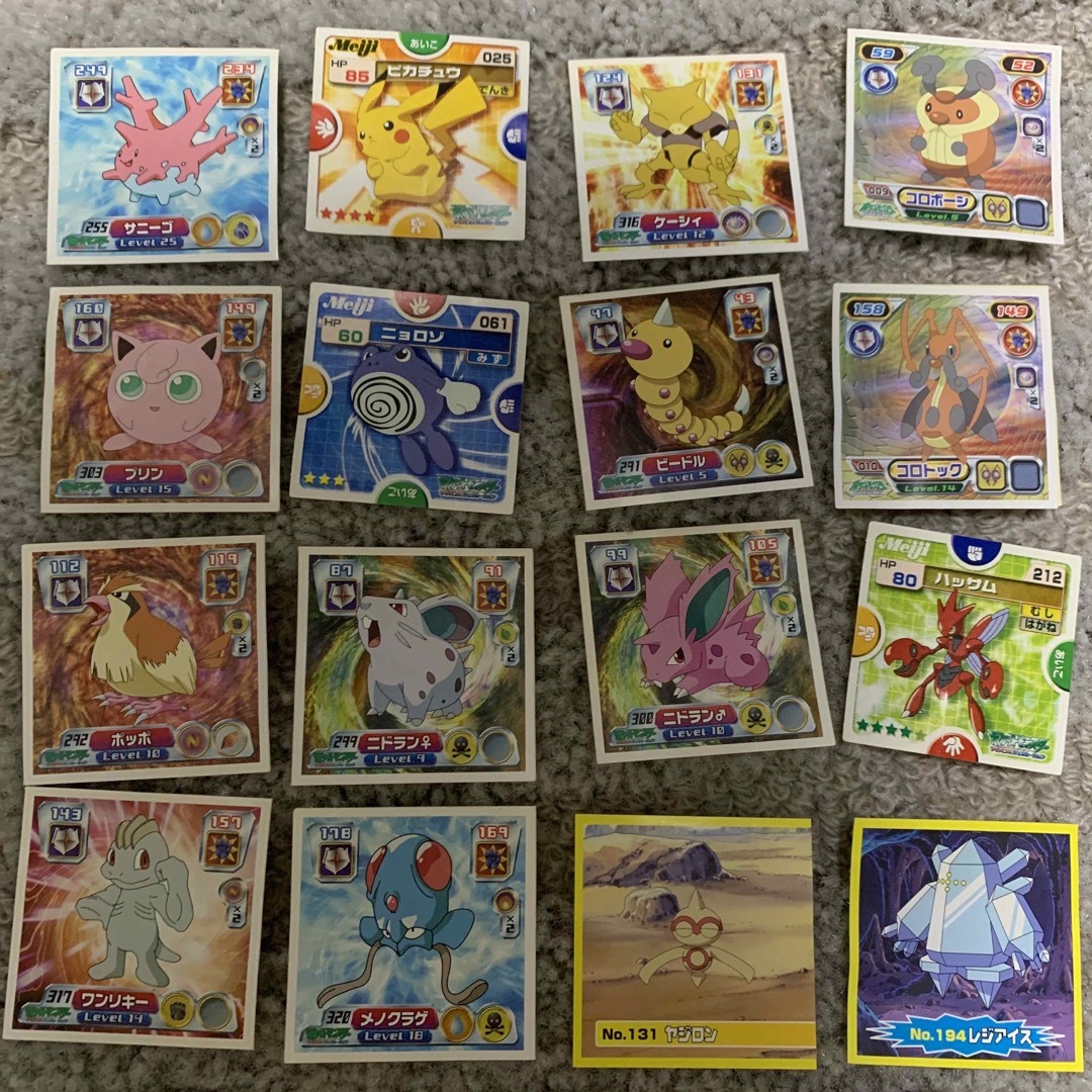 ポケモン(ポケモン)の★美品★ポケモン　シール&カード エンタメ/ホビーのおもちゃ/ぬいぐるみ(キャラクターグッズ)の商品写真