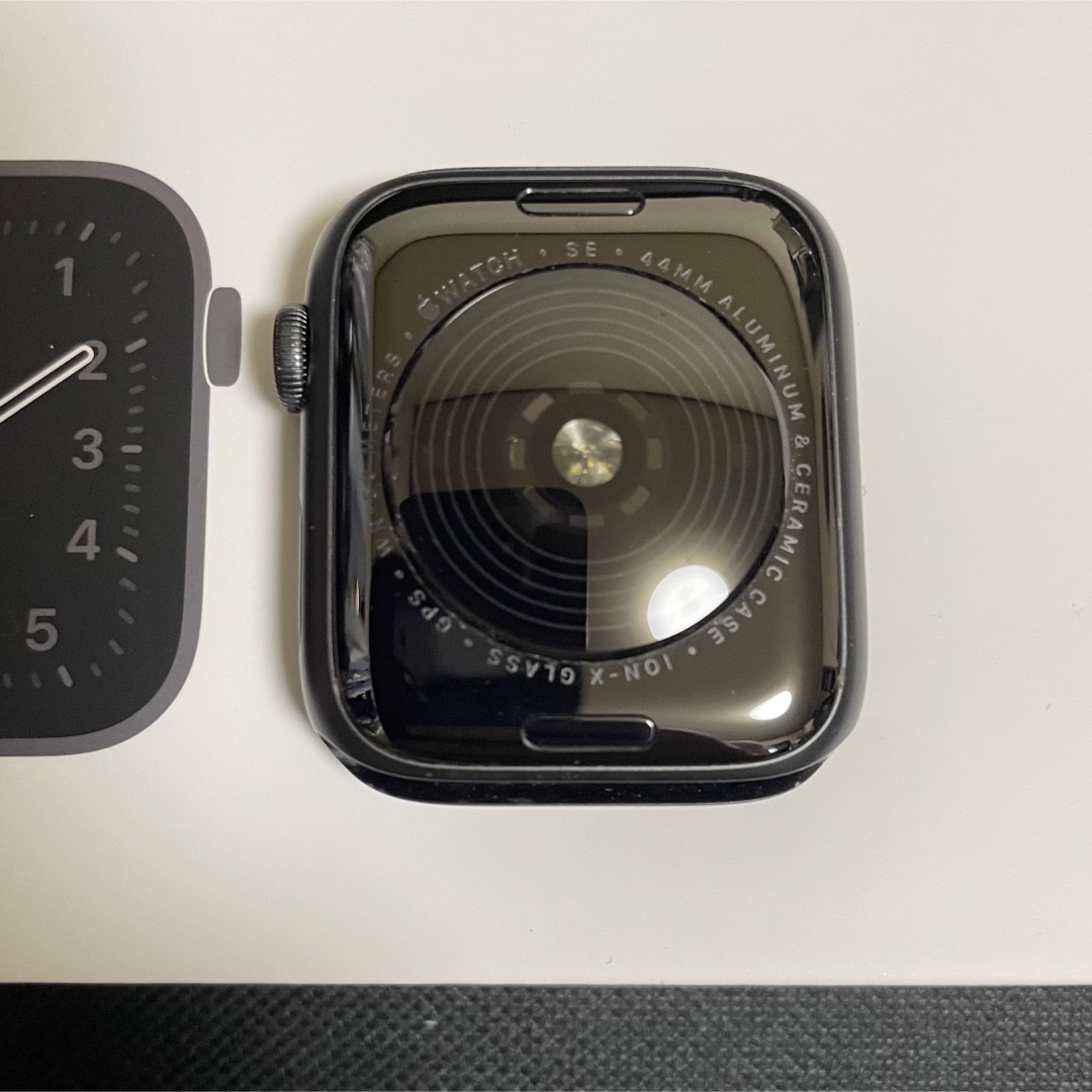 スマートフォン/携帯電話【専用】Apple Watch SE 44mm GPSモデル 第一世代