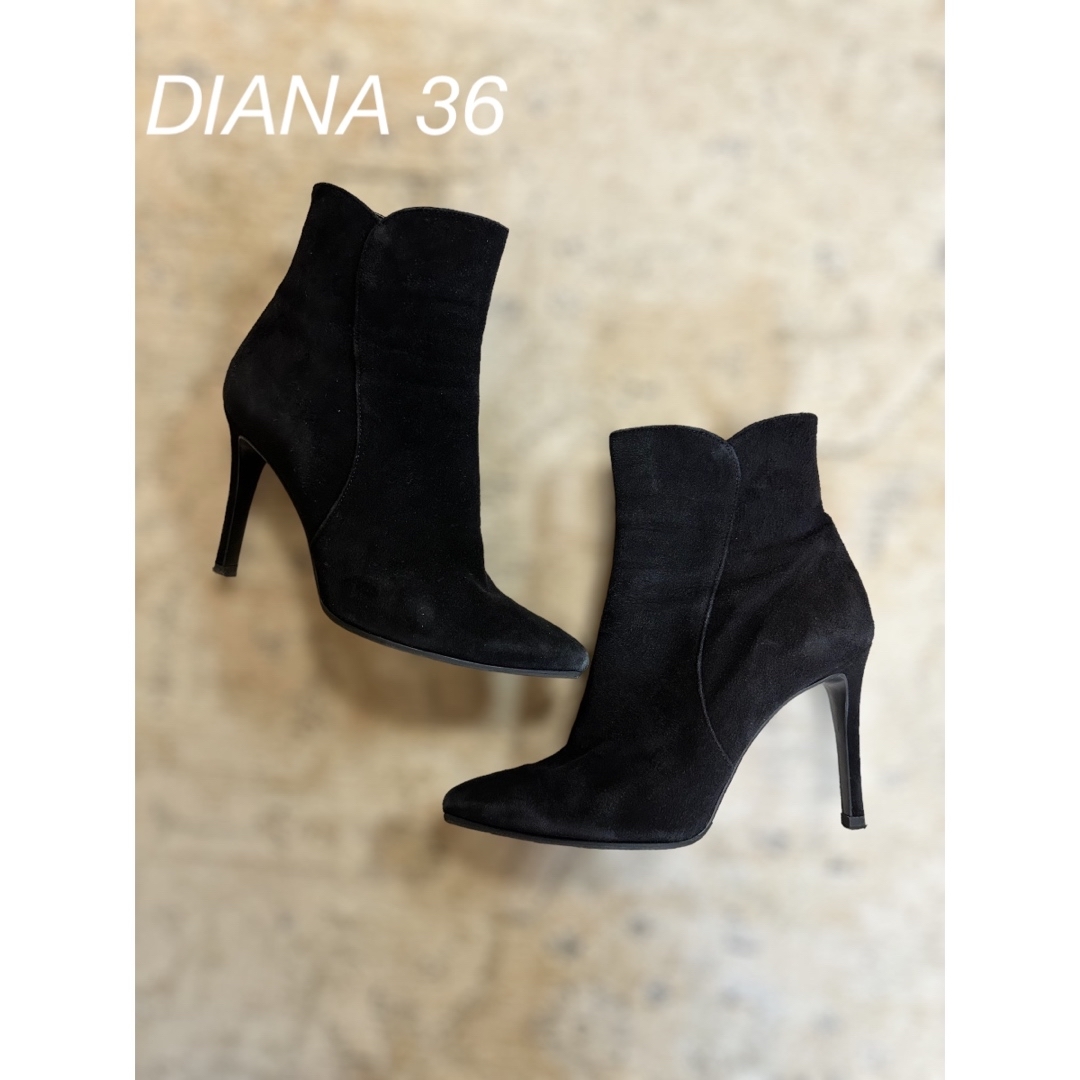 DIANA(ダイアナ)のDIANA スエードブラックショートブーツ　ブーティー レディースの靴/シューズ(ブーツ)の商品写真