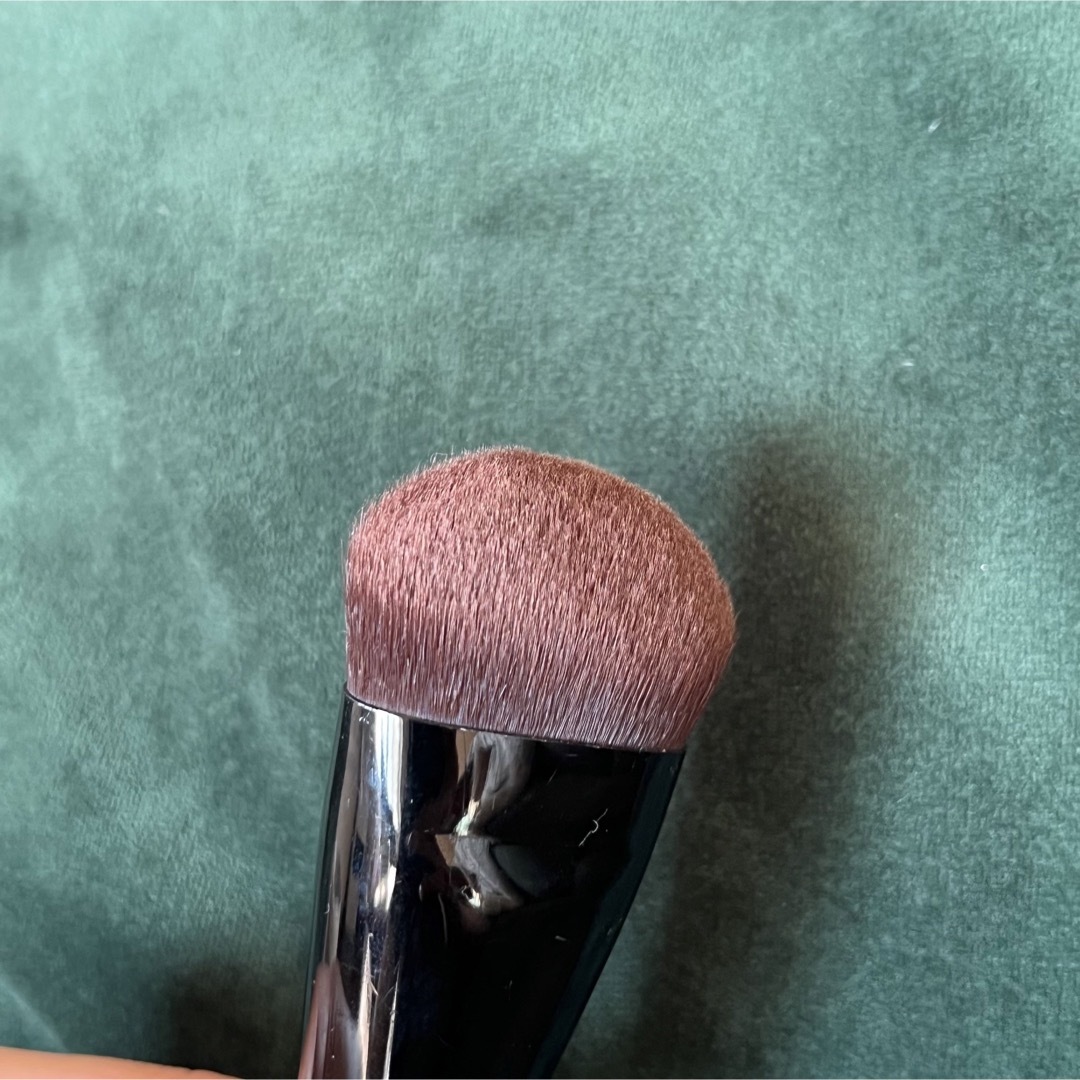 bareMinerals(ベアミネラル)のリュクス パフォーマンス ブラシ コスメ/美容のメイク道具/ケアグッズ(チーク/フェイスブラシ)の商品写真