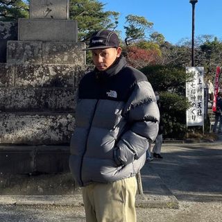 ザノースフェイス(THE NORTH FACE)のNorth Face ヌプシ ダウン グレー(ダウンジャケット)