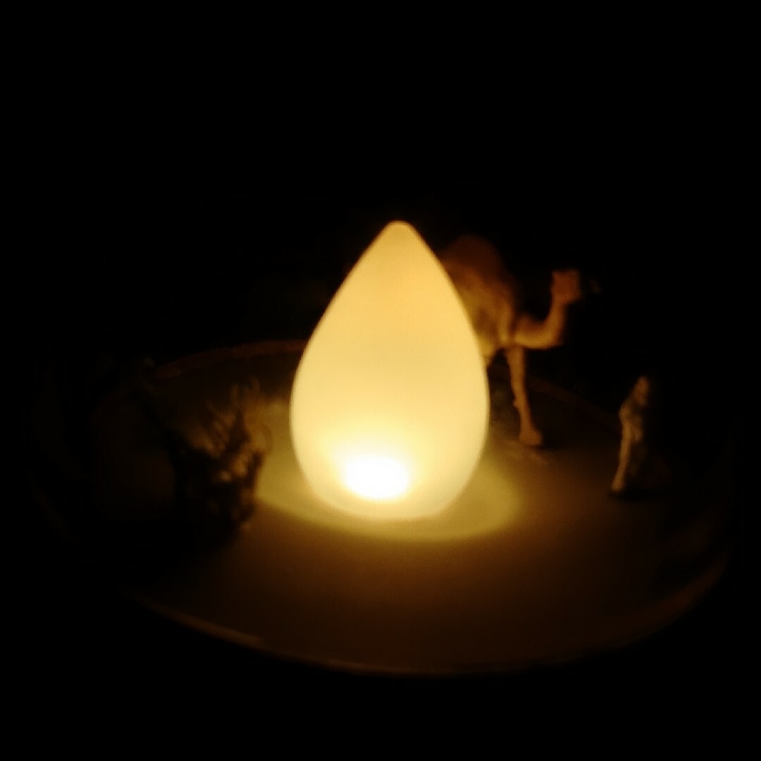 ラクダさんの卓上ランプ インテリア/住まい/日用品のライト/照明/LED(その他)の商品写真