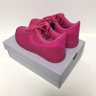 NIKE   新品《》ナイキ エアフォース 1  ピンク ダンク パンダの