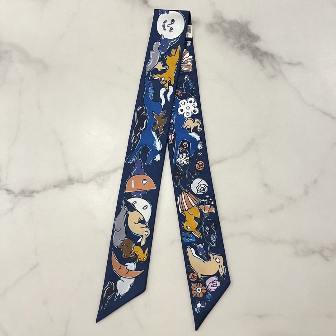 Hermes - 新品・2023AW エルメス ツイリー 千と一のウサギ マリン