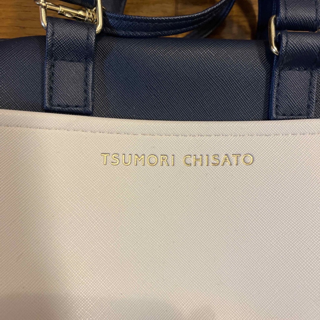 TSUMORI CHISATO(ツモリチサト)のツモリチサト　大人のおしゃれ手帖 2017年 8月号 付録　ミニボストン レディースのバッグ(ショルダーバッグ)の商品写真