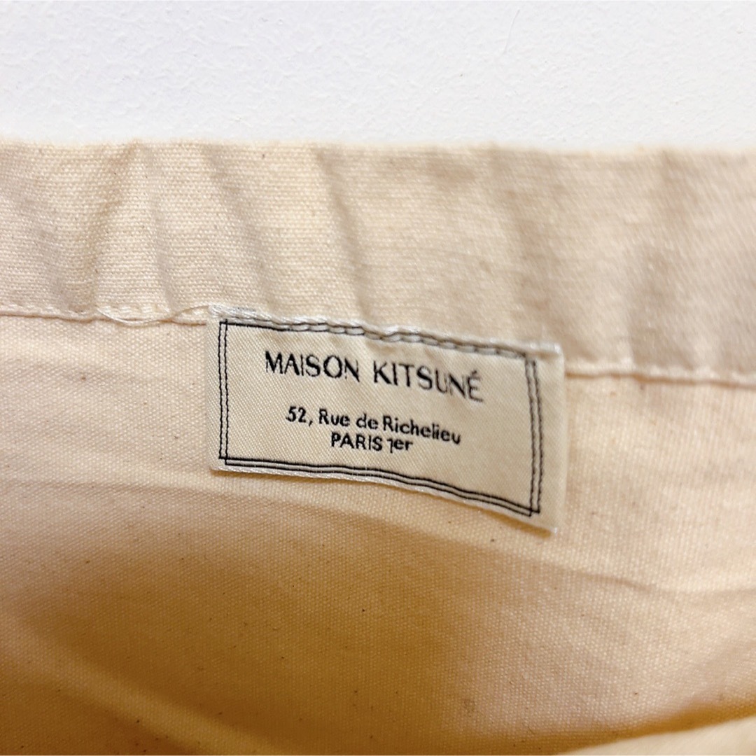 MAISON KITSUNE'(メゾンキツネ)のMAISON KITSUNÉ メゾンキツネ　キャンバストートバッグ レディースのバッグ(トートバッグ)の商品写真
