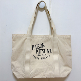 メゾンキツネ(MAISON KITSUNE')のMAISON KITSUNÉ メゾンキツネ　キャンバストートバッグ(トートバッグ)